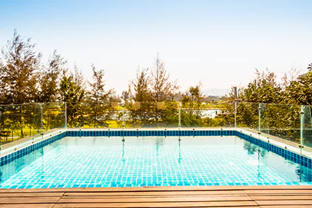 Cost of Glass Pool Fence Repair in Immokalee, FL